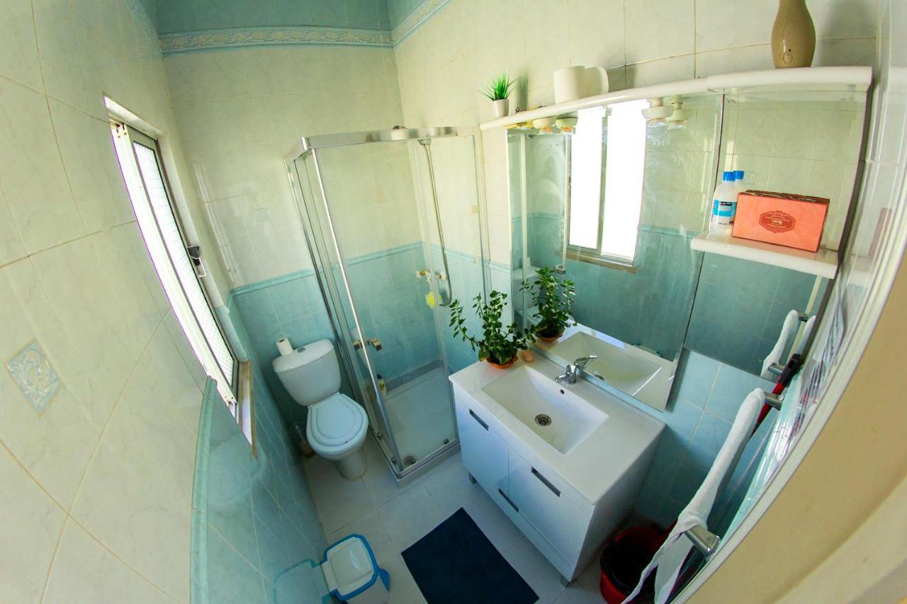 Lar Dois Coracoes Hostel Алжеш Екстериор снимка